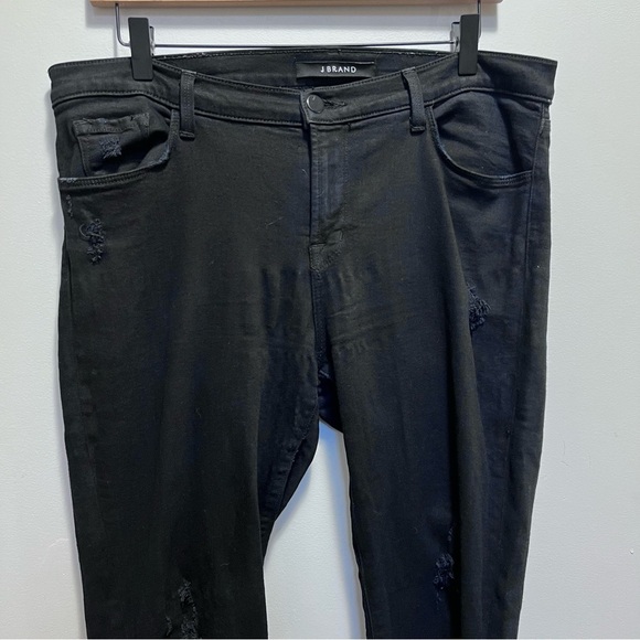J Brand Black Distressed Skinny Jeans  Raw Hem Size 31 - Picture 3 of 15